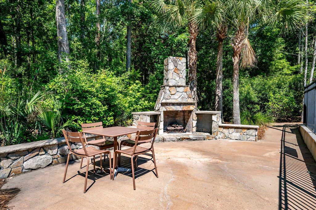 Image 37 of property listing at 2632 Egret Crest Lane, Charleston, SC 29414