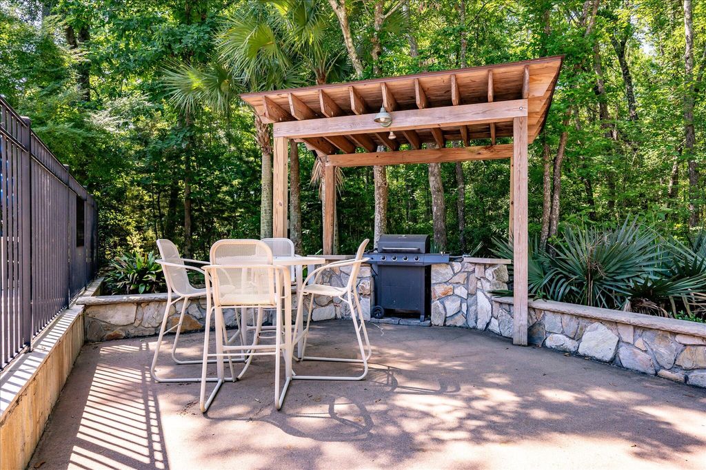 Image 38 of property listing at 2632 Egret Crest Lane, Charleston, SC 29414