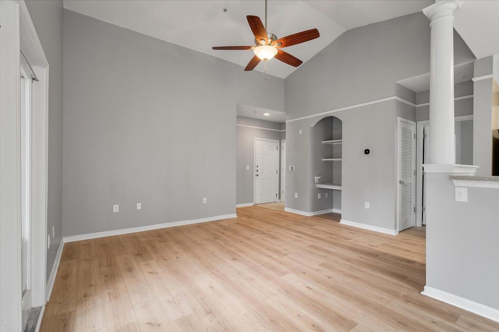 Image 7 of property listing at 2632 Egret Crest Lane, Charleston, SC 29414