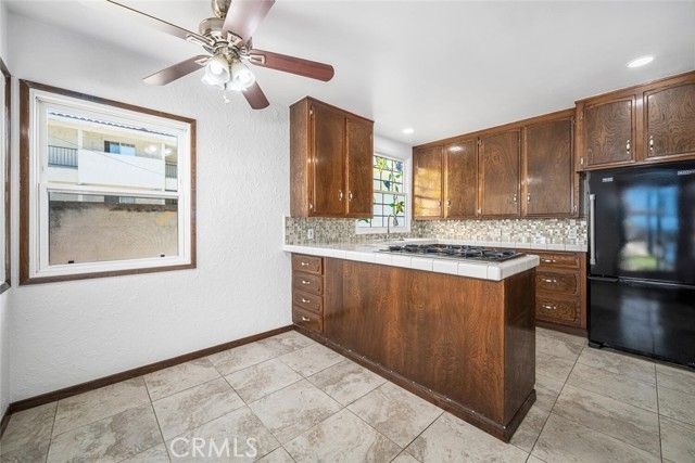 964 W 14th, San Pedro (los Angeles), CA 90731