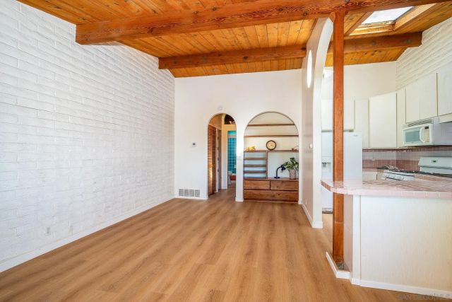 5931 Howell Dr 9, La Mesa, CA 91942