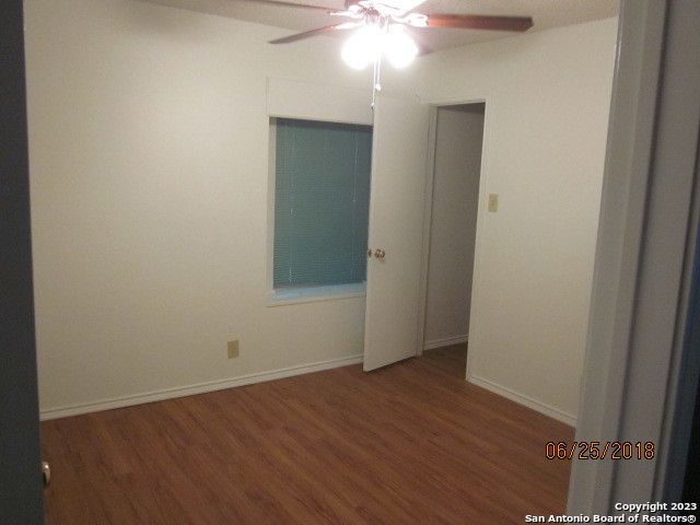 2801 Hillview Ln, Schertz, TX 78154