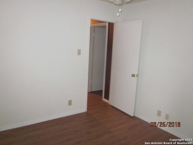 2801 Hillview Ln, Schertz, TX 78154