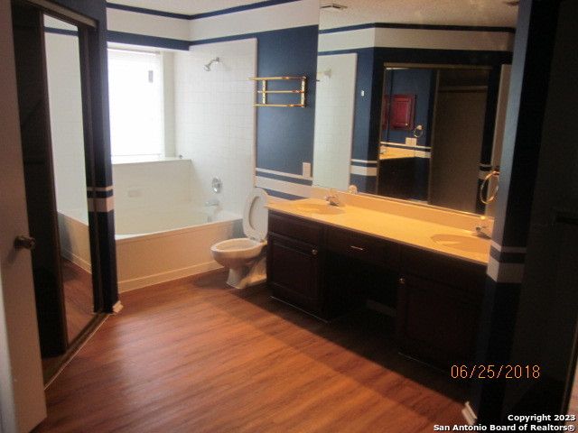 2801 Hillview Ln, Schertz, TX 78154