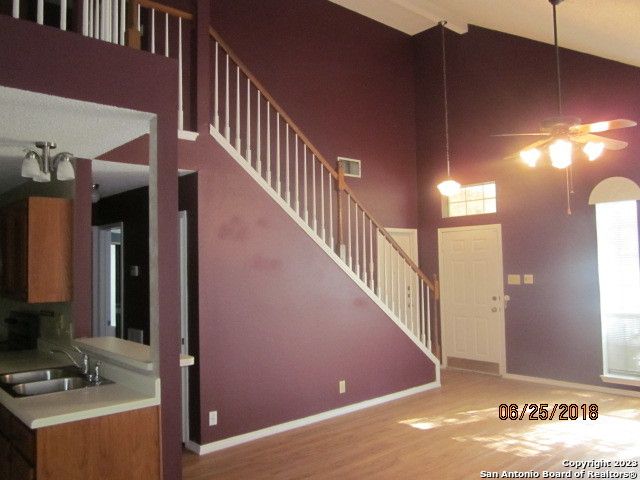 2801 Hillview Ln, Schertz, TX 78154