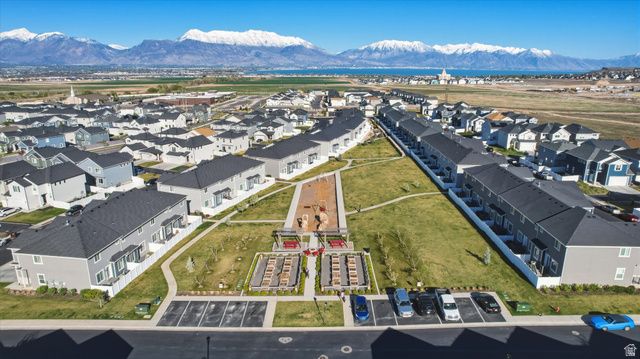 4869 E BREEZY PATCH RD, Eagle Mountain, UT 84005
