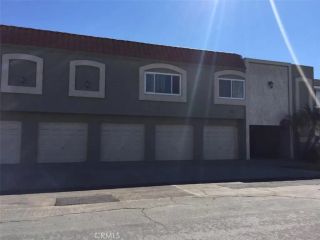 312 10th Street E, Huntington Beach, CA 92648