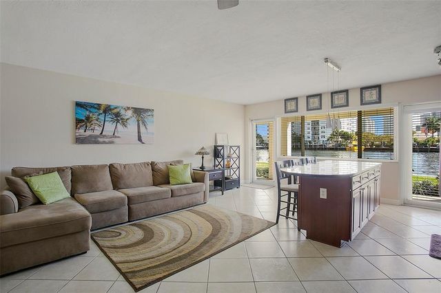 2895 NE 32nd Street 102, Fort Lauderdale, FL 33306