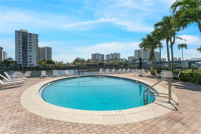 2895 NE 32nd Street 102, Fort Lauderdale, FL 33306