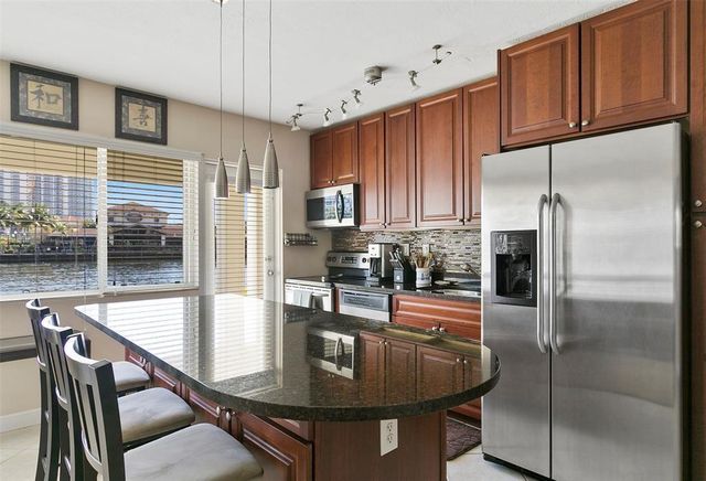 2895 NE 32nd Street 102, Fort Lauderdale, FL 33306