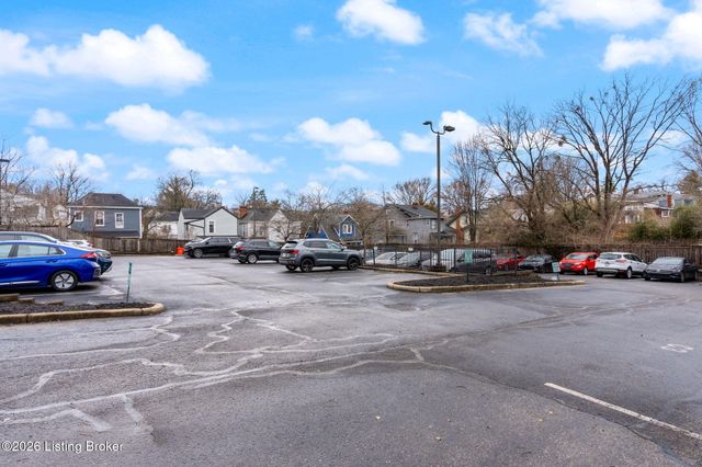 2011 Frankfort Ave 401, Louisville, KY 40206