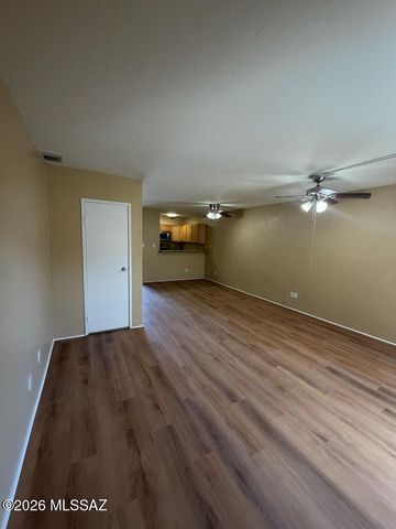 921 N Euclid Ave Unit 216, Tucson, AZ 85719