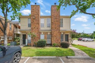 2626 Holly Hall Street 1102, Houston, TX 77054