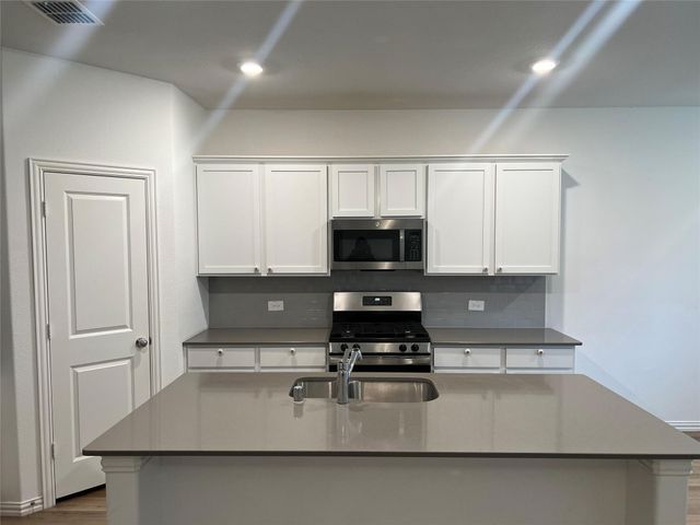 14841 Hester Trail, Fort Worth, TX 76052