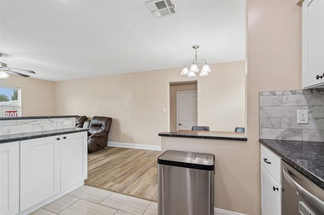 5501 82ND AVENUE N, Pinellas Park, FL 33781