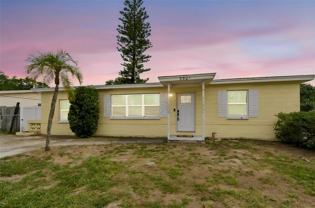 5501 82ND AVENUE N, Pinellas Park, FL 33781