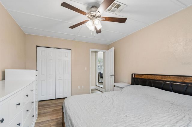 5501 82ND AVENUE N, Pinellas Park, FL 33781