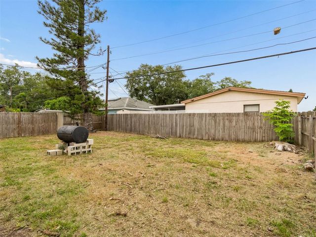 5501 82ND AVENUE N, Pinellas Park, FL 33781