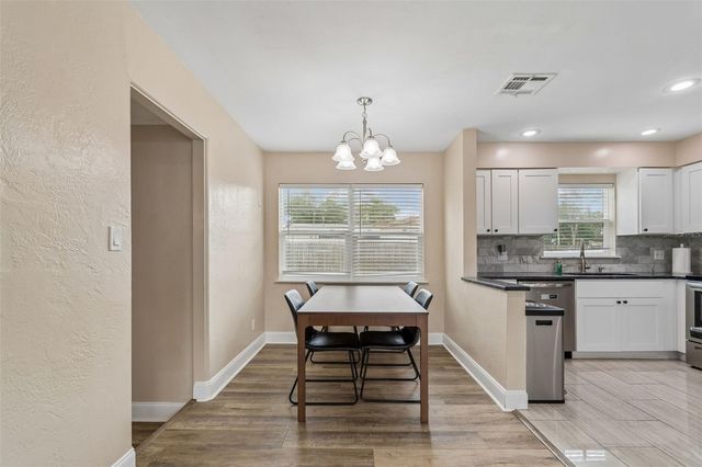 5501 82ND AVENUE N, Pinellas Park, FL 33781