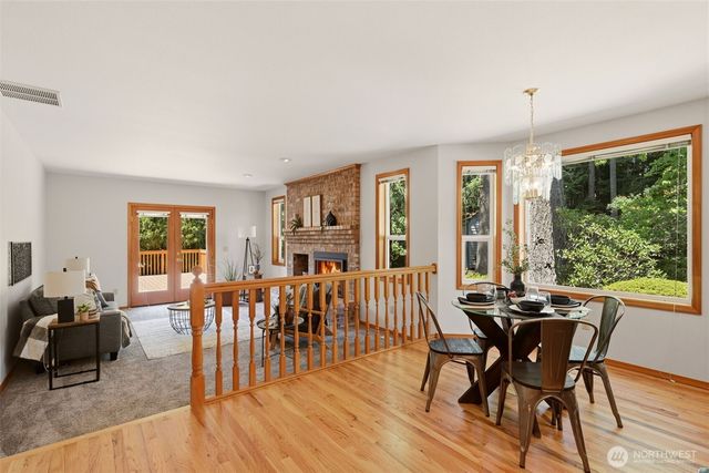 23232 SE 253rd Place, Maple Valley, WA 98038