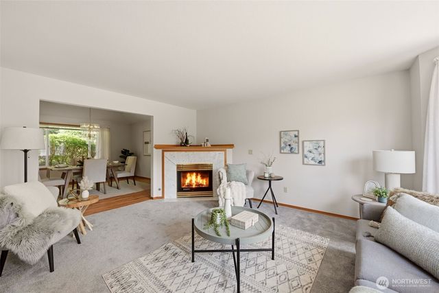 23232 SE 253rd Place, Maple Valley, WA 98038