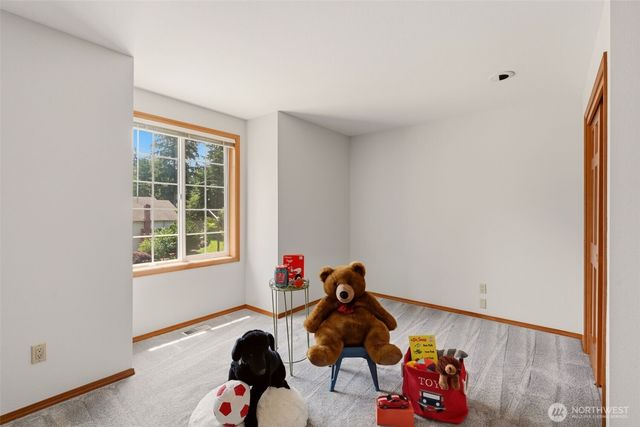 23232 SE 253rd Place, Maple Valley, WA 98038