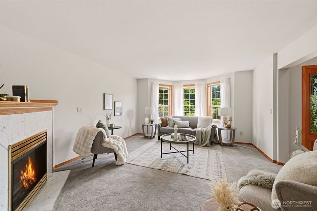23232 SE 253rd Place, Maple Valley, WA 98038