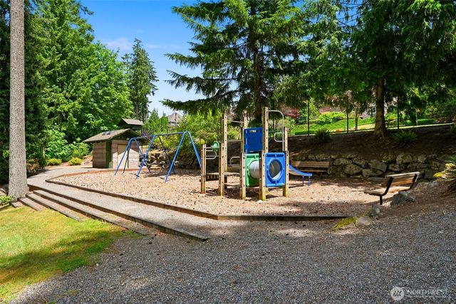 23232 SE 253rd Place, Maple Valley, WA 98038