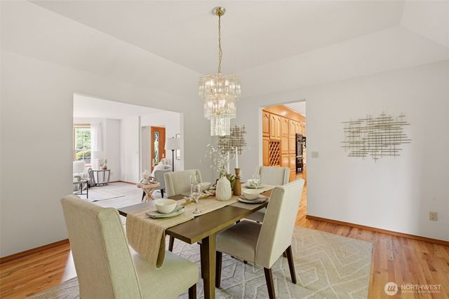23232 SE 253rd Place, Maple Valley, WA 98038