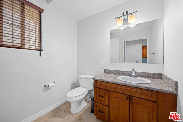 1030 S Norton Avenue 5, Los Angeles, CA 90019