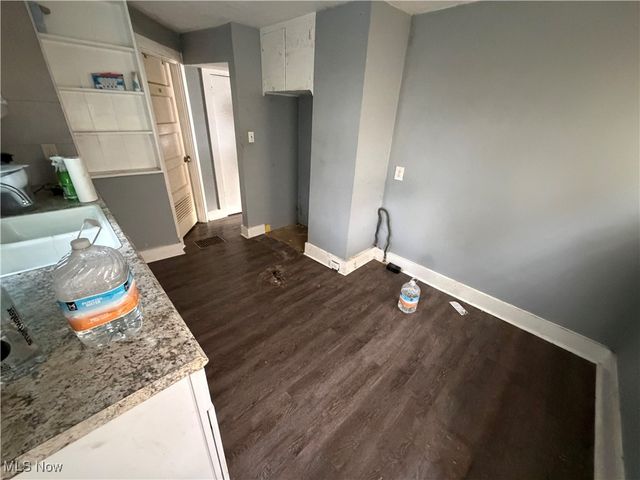 3985 Warner Street, Mogadore, OH 44260