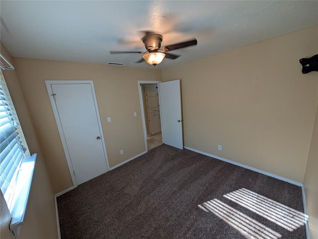 1404 Heather Lane, Moore, OK 73160