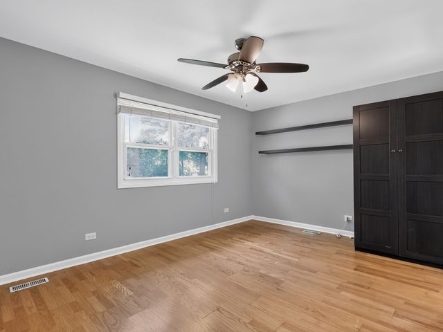 1328 Creighton Avenue, Naperville, IL 60565