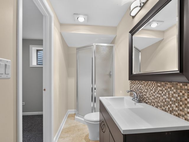 1328 Creighton Avenue, Naperville, IL 60565