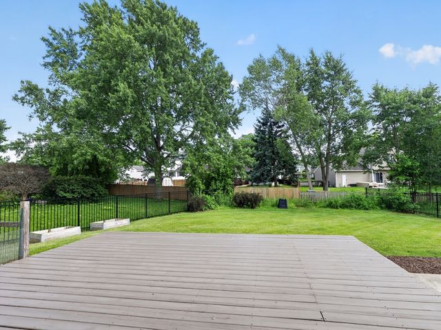 1328 Creighton Avenue, Naperville, IL 60565