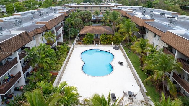 7483 SW 82nd St A308, Miami, FL 33143