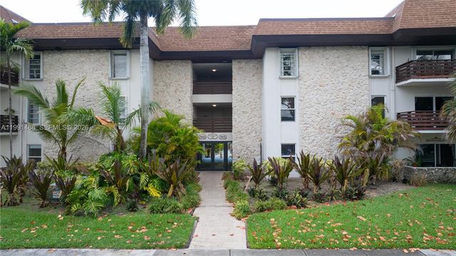 7483 SW 82nd St A308, Miami, FL 33143