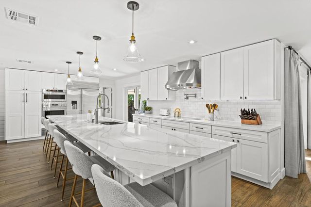 3544 Lakeview Drive, Delray Beach, FL 33445