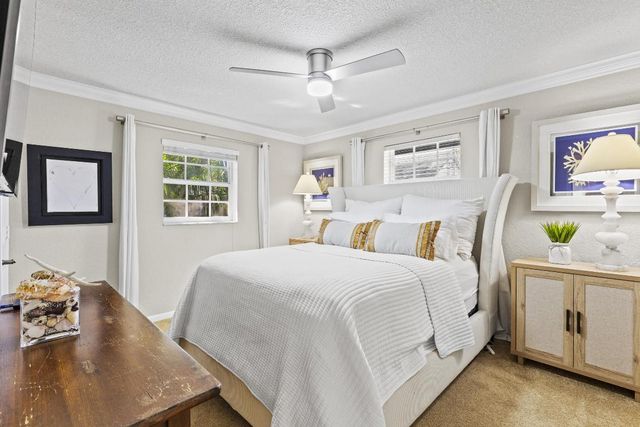 3544 Lakeview Drive, Delray Beach, FL 33445