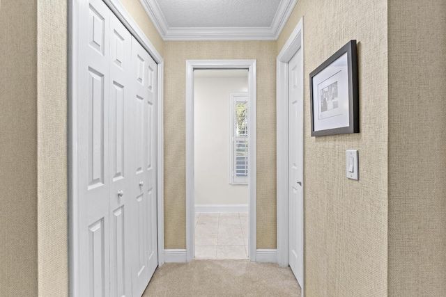 3544 Lakeview Drive, Delray Beach, FL 33445