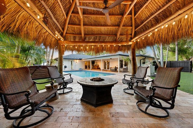 3544 Lakeview Drive, Delray Beach, FL 33445