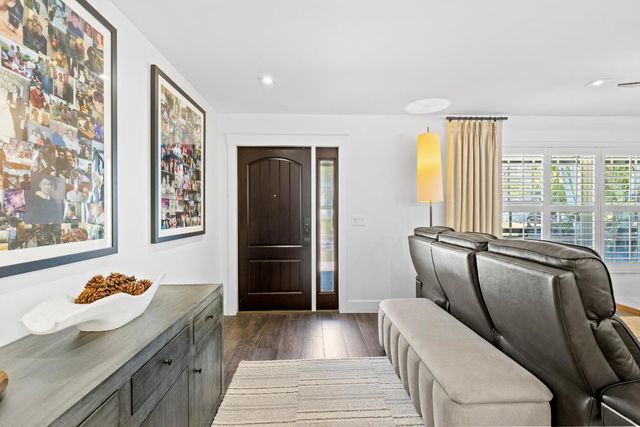 3544 Lakeview Drive, Delray Beach, FL 33445