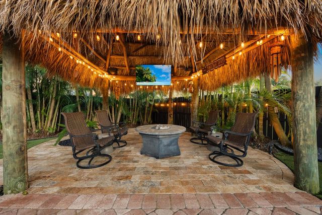 3544 Lakeview Drive, Delray Beach, FL 33445