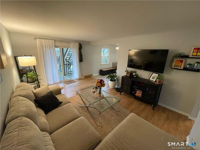 49 Carriage Path South 49, Milford, CT 06460