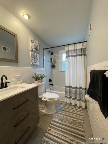 49 Carriage Path South 49, Milford, CT 06460