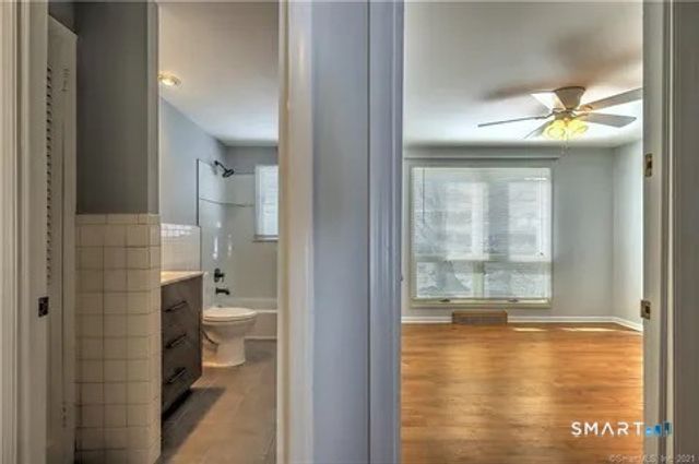 49 Carriage Path South 49, Milford, CT 06460