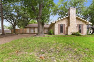 921 Sleepy Hollow Drive, Garland, TX 75043