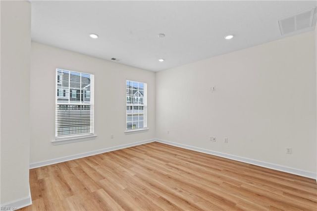 4944 Apricot WAY, Chesapeake, VA 23321