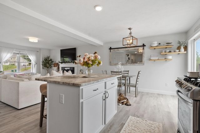 19 Lighthouse Ln, Westminster, MA 01473