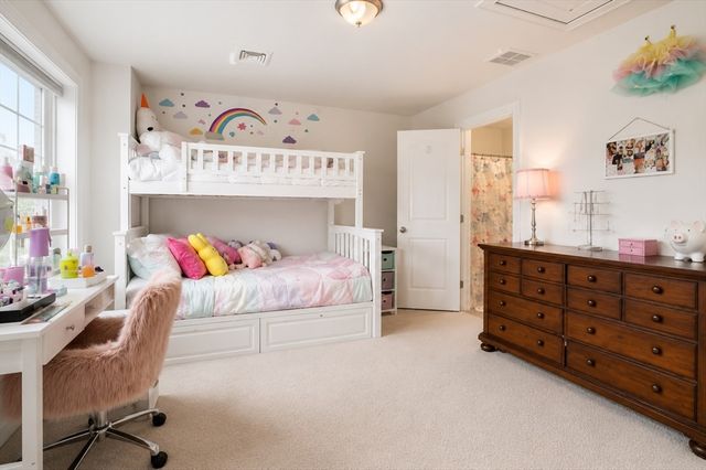 19 Lighthouse Ln, Westminster, MA 01473